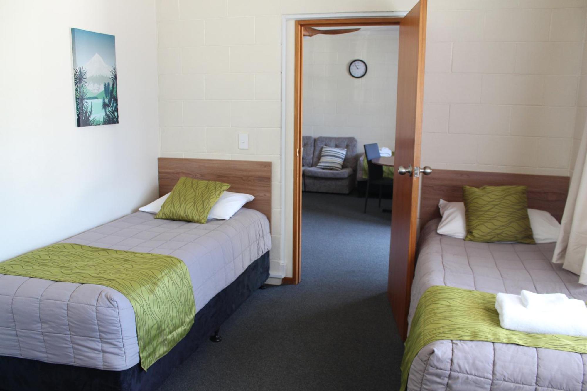 Elmore Lodge Motel Хейстингс Екстериор снимка