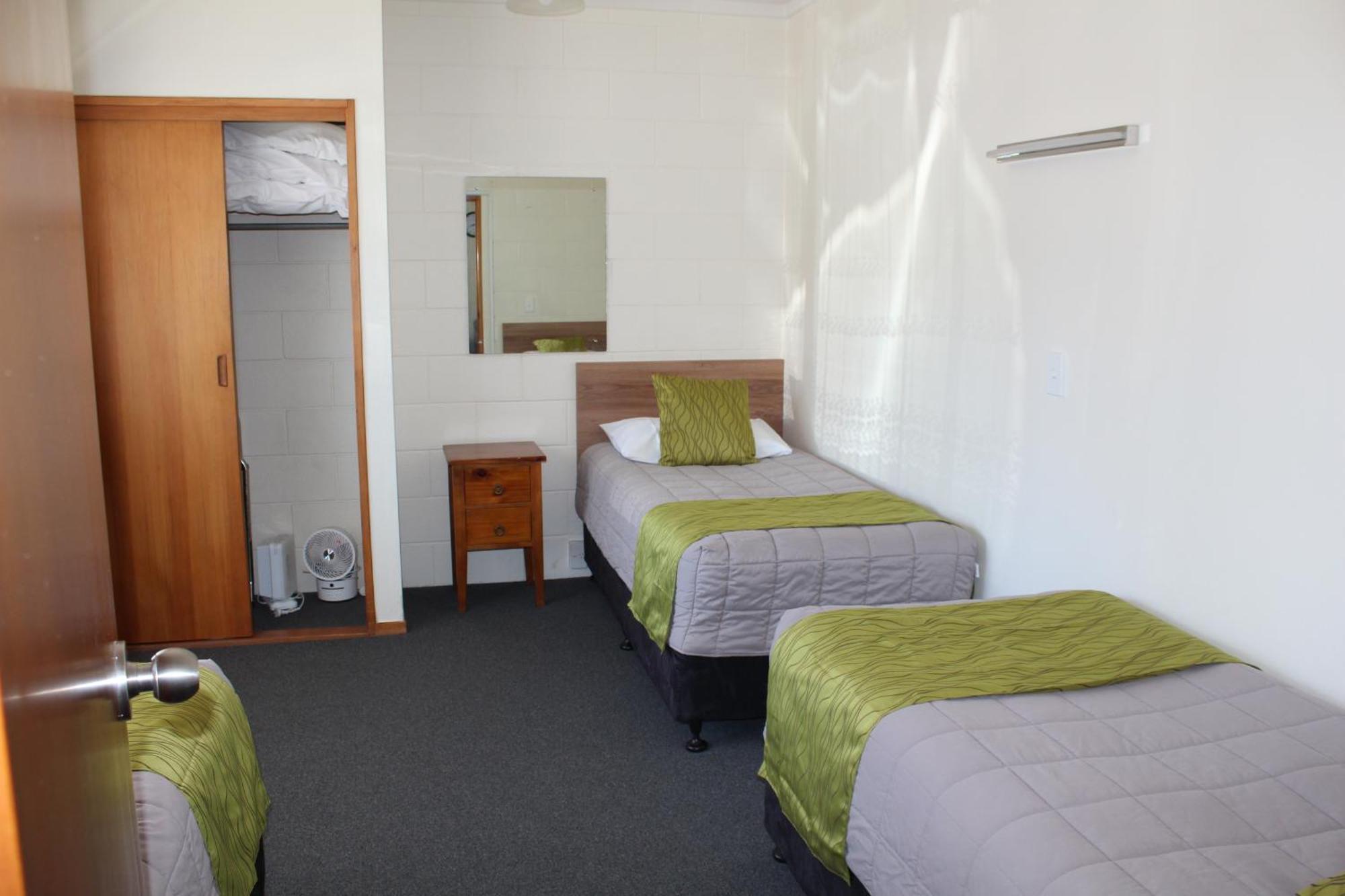 Elmore Lodge Motel Хейстингс Екстериор снимка